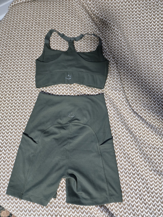 Beyond Yoga Pants - Beyond Yoga Olive Active Set - Sports Bra + High Waist Bike Shorts